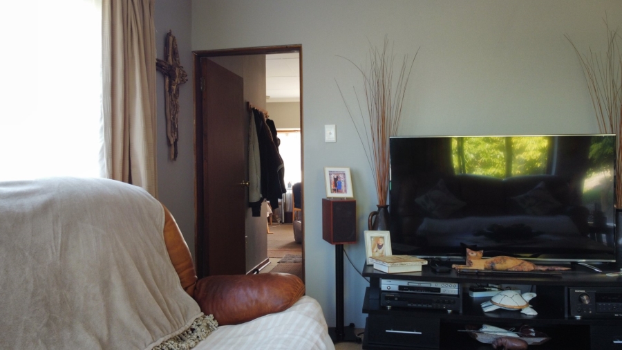 2 Bedroom Property for Sale in Hersham Western Cape